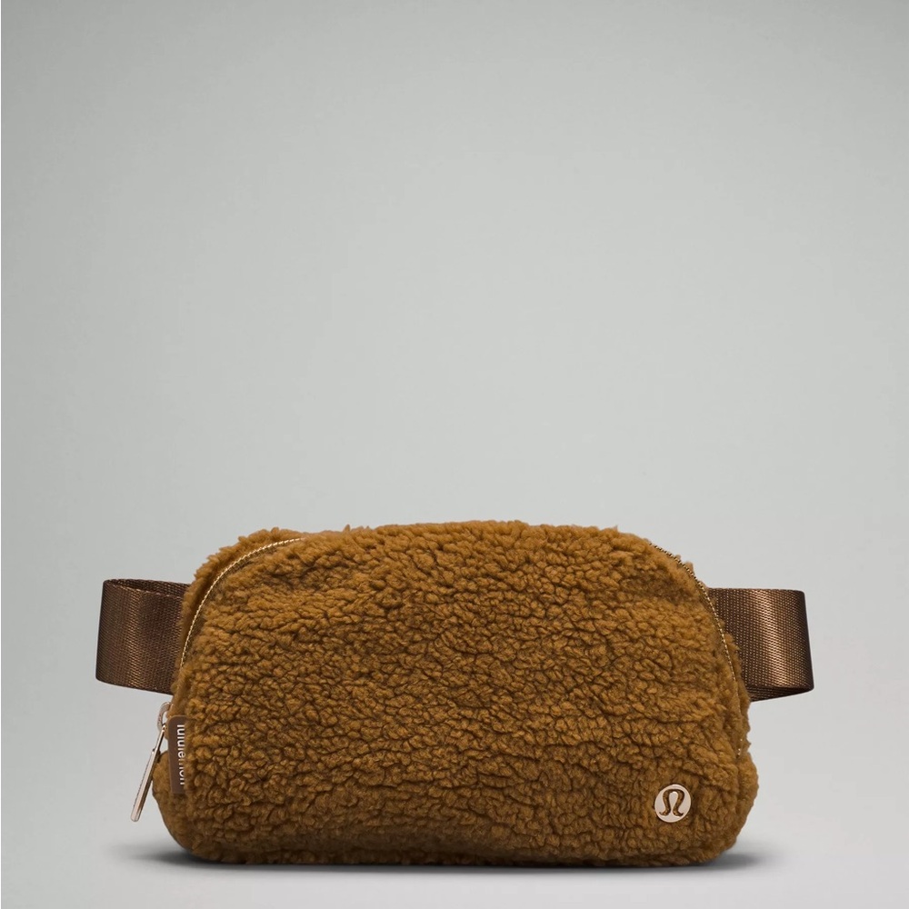 Lululemon Fleece Everywhere Belt Bag